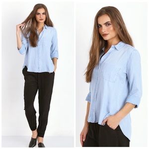 BELLA DAHL Chambray Shirt Tail Button Down